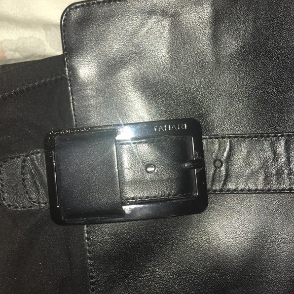 Tahari boots - Picture 3 of 4